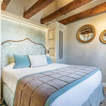 Apartment L'opera Divina- Dimora Italia - Venice