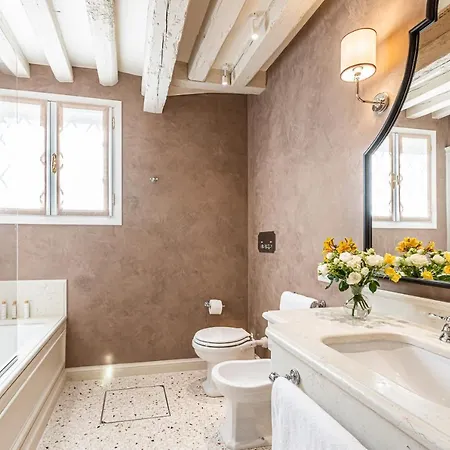 L'opera Divina- Dimora Italia - شقة *