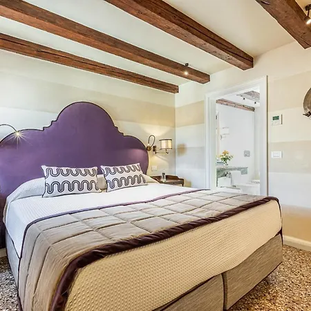 Apartment L'opera Divina- Dimora Italia - Venice