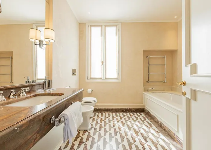 L'opera Divina- Dimora Italia - *